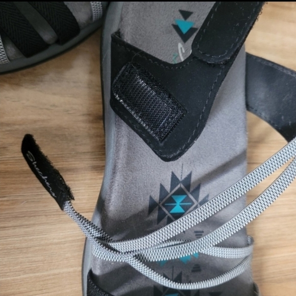 SKechers Memory Foam Sandals Womens Size 7 - Picture 5 of 7